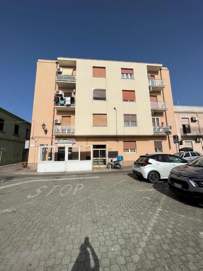 Casa Al Porto Bed & Breakfast Porto Torres Bagian luar foto
