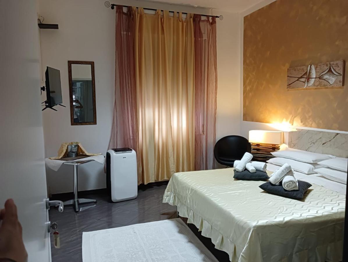 Casa Al Porto Bed & Breakfast Porto Torres Bagian luar foto