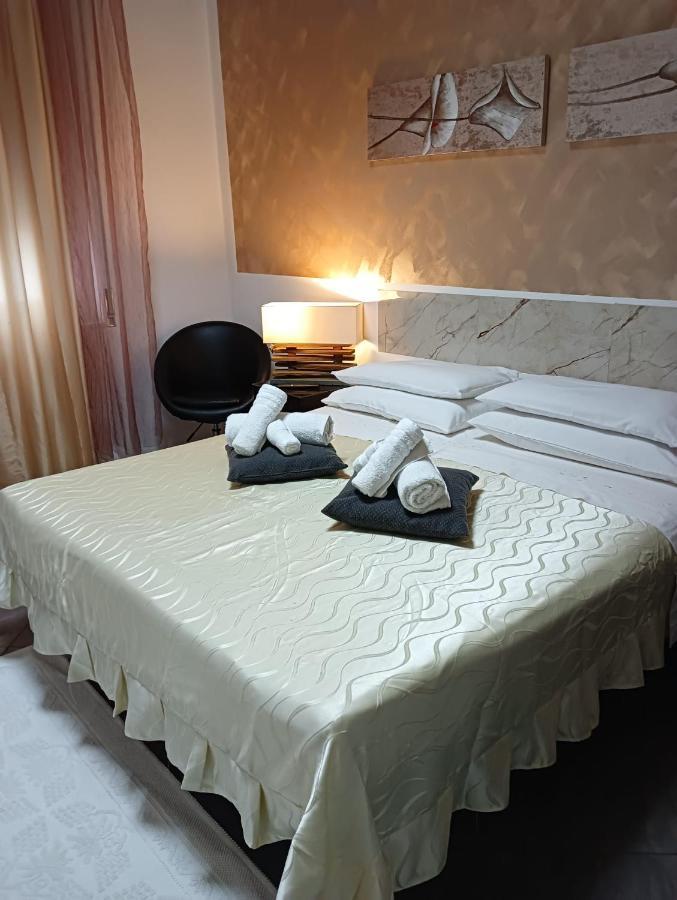Casa Al Porto Bed & Breakfast Porto Torres Bagian luar foto
