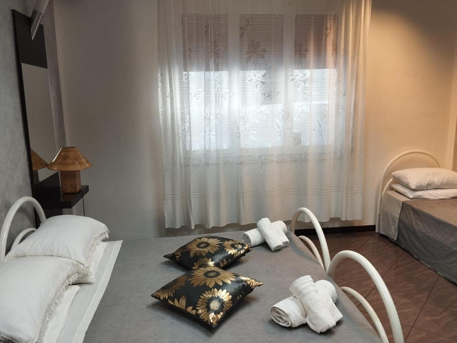 Casa Al Porto Bed & Breakfast Porto Torres Bagian luar foto