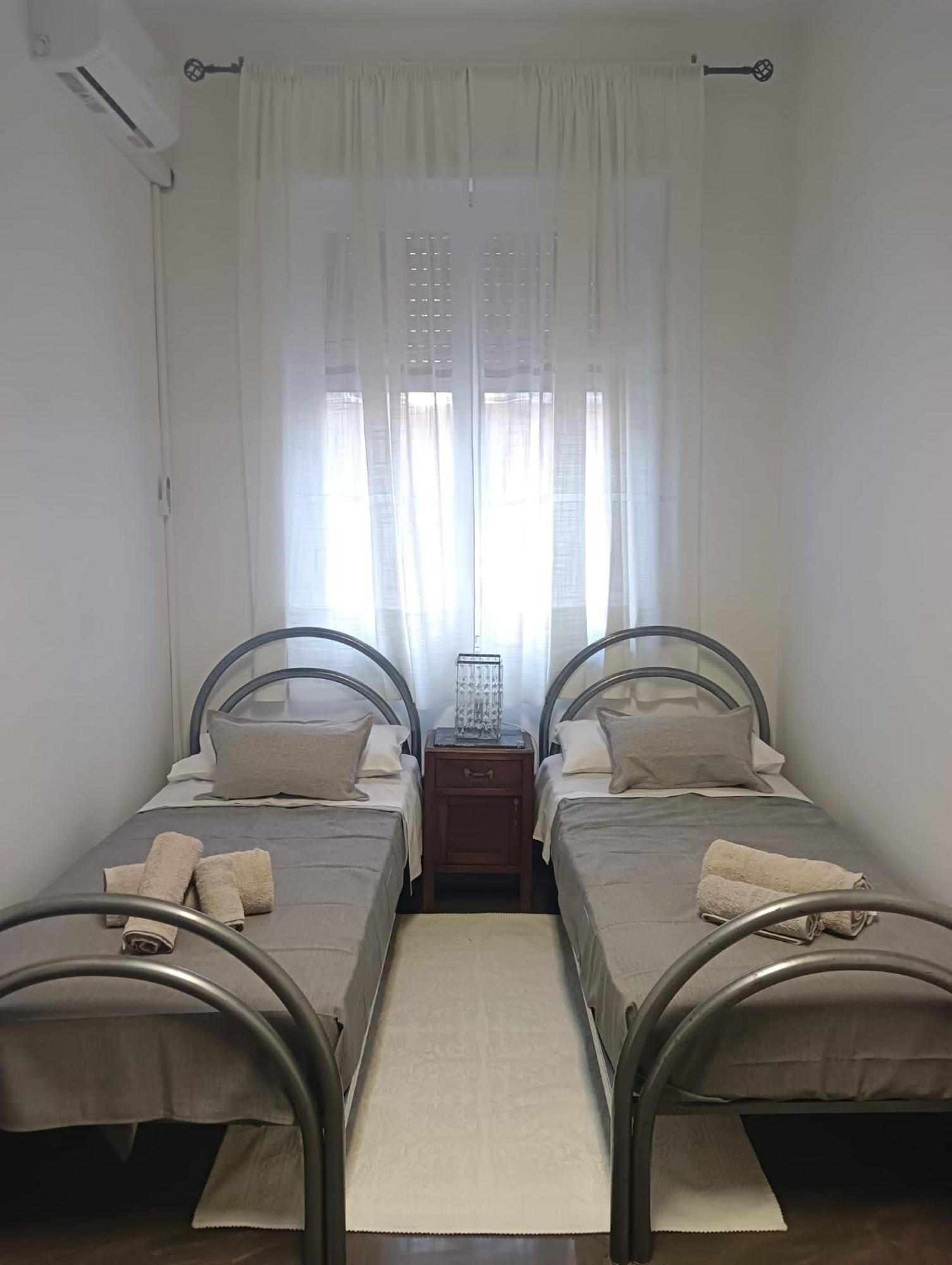 Casa Al Porto Bed & Breakfast Porto Torres Bagian luar foto